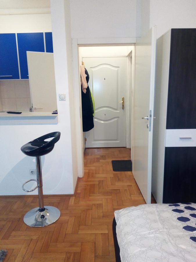 Apartment Aska Belgrado Exterior foto