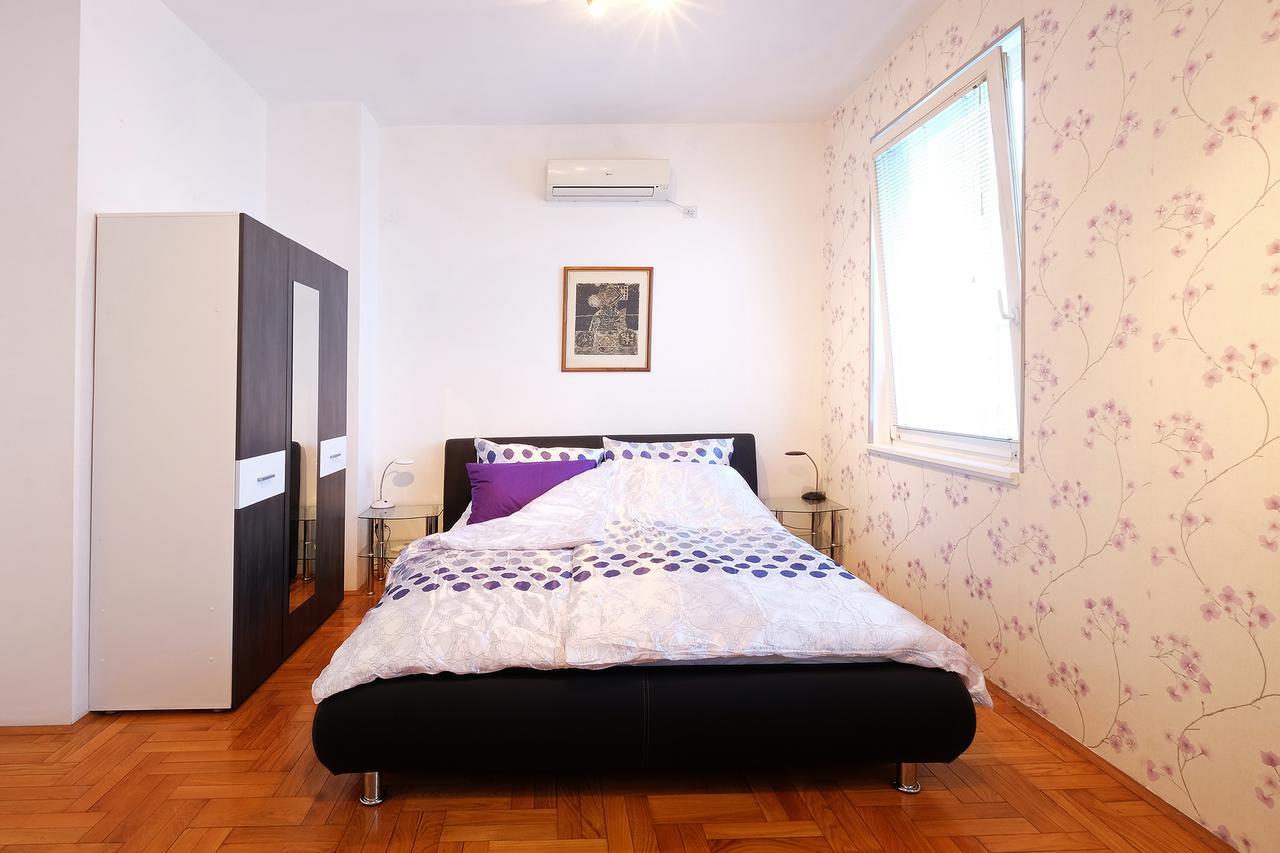 Apartment Aska Belgrado Exterior foto